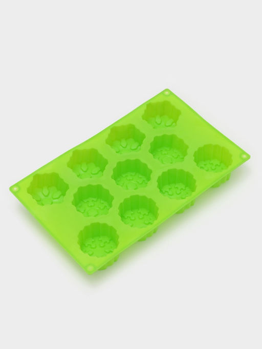 Форма для выпечки новогодняя Доляна Снежинка, силикон, 30?17.5 см, 11 ячеек, салатовая