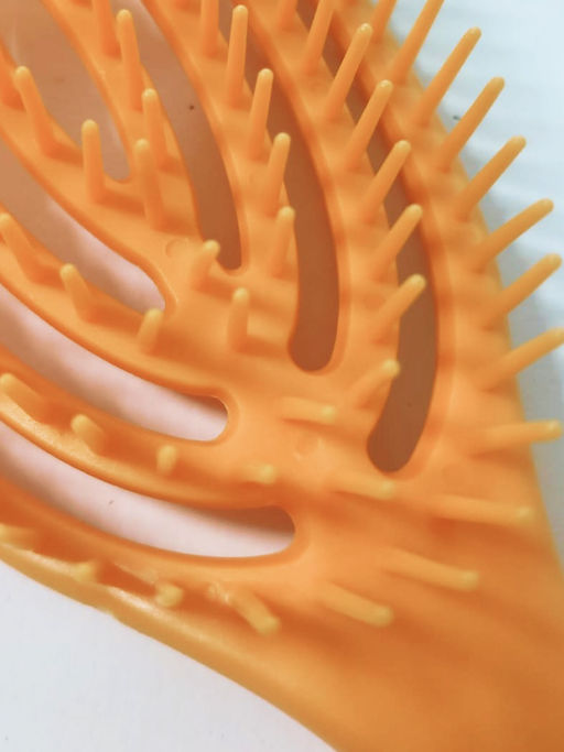 Rama Rose Расчёска для волос продувная фигурная K2021E, пластик, в ассортименте  фото 3