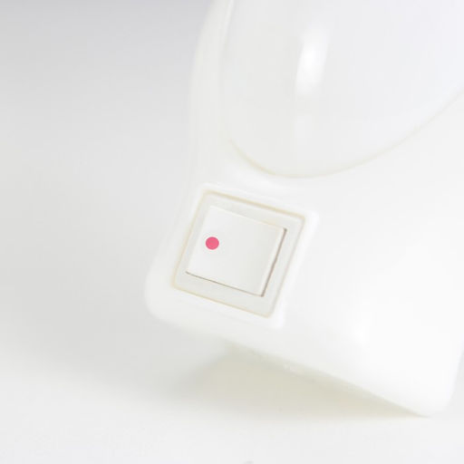 Цена за 2 шт. Ночник пластик от сети "Лунный свет" белый 9х7х3,5 см RISALUX