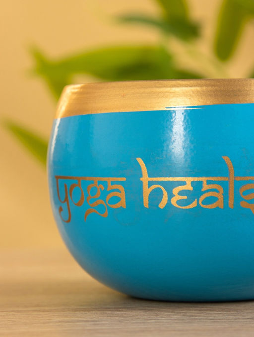 Свеча в чаше Yoga heal the soul, 200 г, 8.5×7 см, соевый воск, голубая