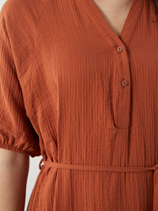 Ka??k Yaka Dokulu Balon Kollu M?slin Elbise