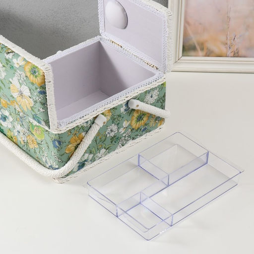 Шкатулка для рукоделия и шитья «Зелёная цветочная полянка», хранение ниток, иголок, мелочи, 19×26×14.5 см