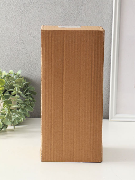 Сувенир полистоун "Папа, мама и малыш в вязанных нарядах, под зонтом" 8,5х9,5х25,5 см