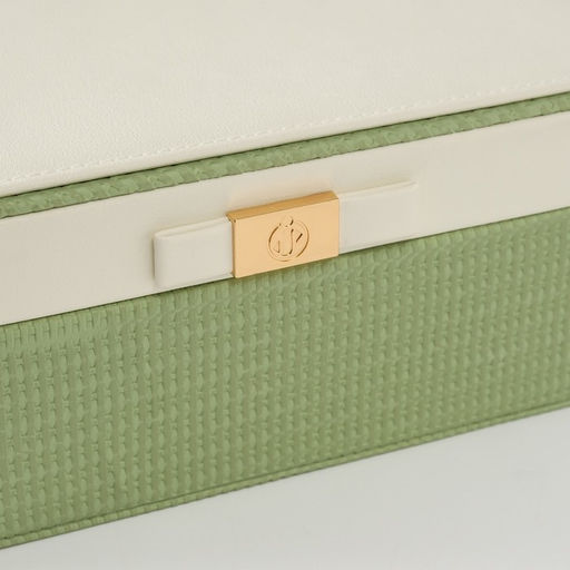 Шкатулка для украшений «Бантик», с зеркалом, искусственная кожа, бело-зелёная, 17×23.5×10 см