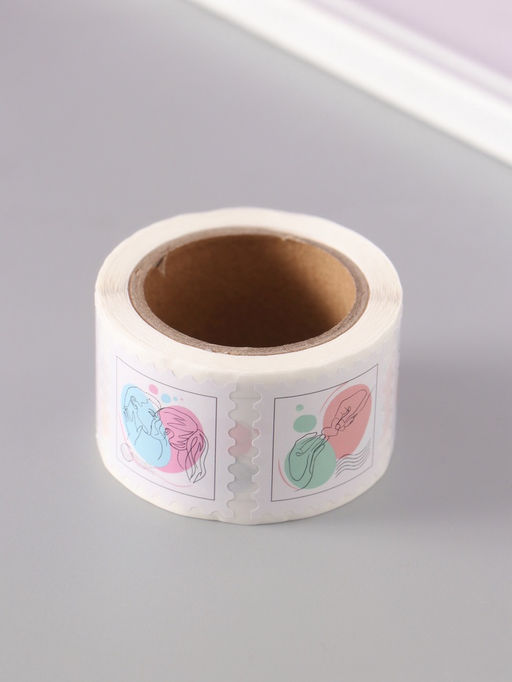 Цена за 2 шт. Наклейка бумага Марки. Любовь, 3?3 см, 200 шт. в рулоне