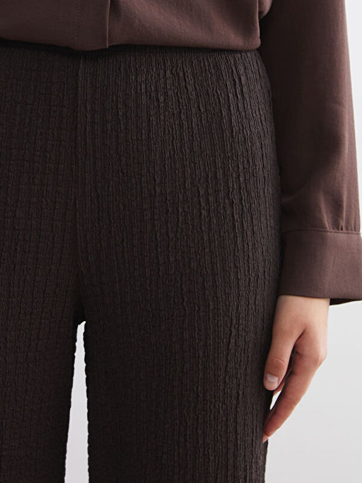 Beli Lastikli Dokulu Geni? Pa?a Kad?n Pantolon