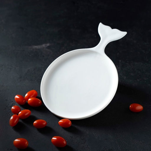 Блюдо фарфоровое сервировочное Magistro «Рыбка Бланш», 28×20 см, белое