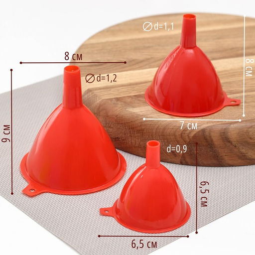Цена за 3 шт. Набор воронок, 3 шт., 9×8 см, 8×7 см, 6.5×6.5 см, красный