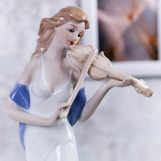 Статуэтка Дама 28 см / HP037 /уп 32/ - Галеонтрейд фото 2