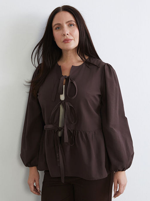 B?y?k Beden Fiyonk Ba?lama Detayl? Kad?n G?mlek