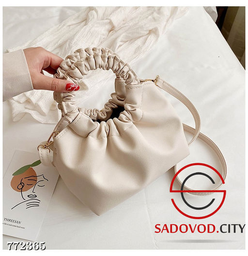 Женская маленькая однотонная сумка на плечо