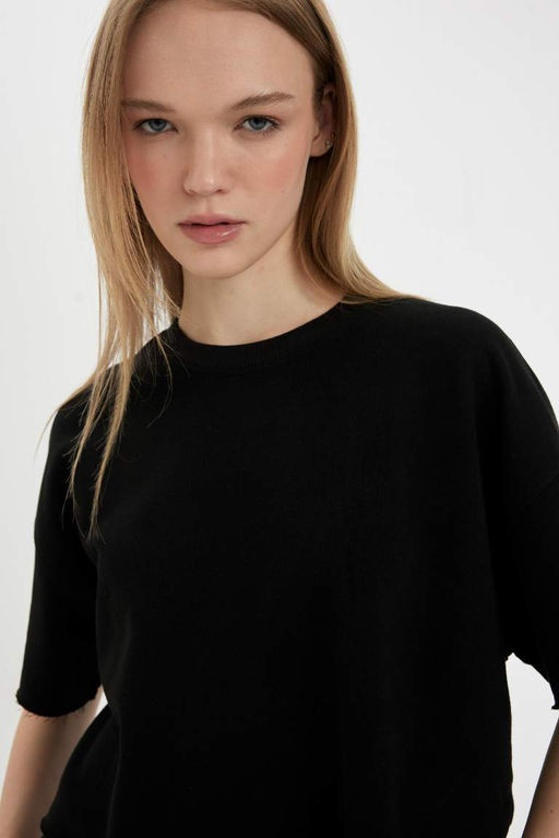 Классная базовая футболка свободного кроя из плотной ткани с короткими рукавами - Defacto фото 4