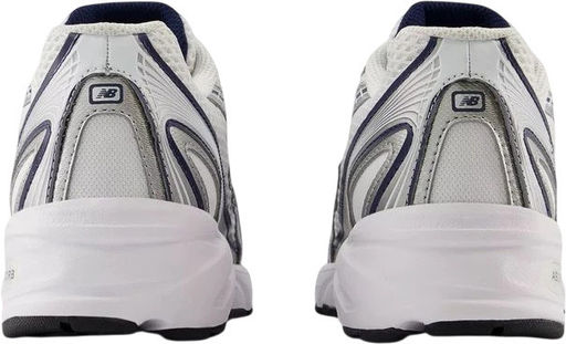 Кроссовки взрослые