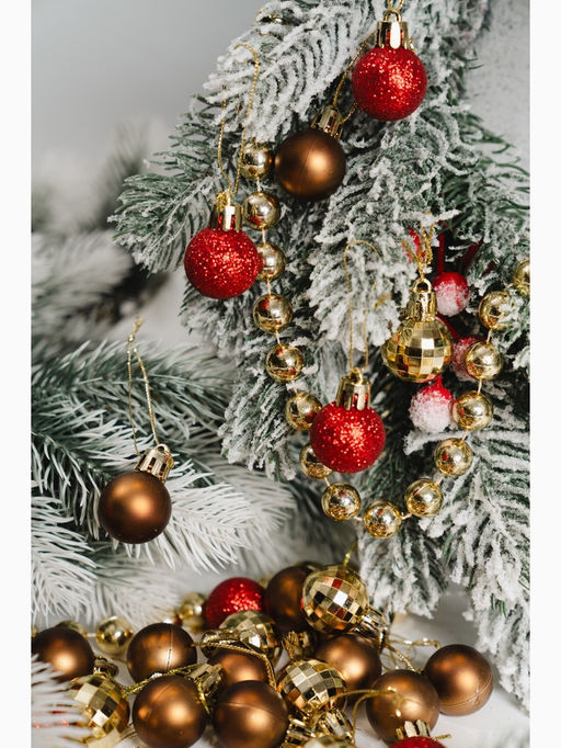 Ёлочные игрушки Малышки в шарике, шары новогодние, d=2.5 см, набор 40 шт., красный/золотистый - Зимнее волшебство фото 3