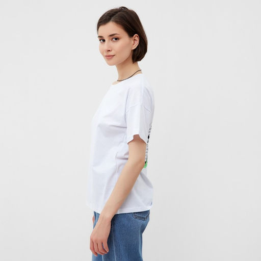 Футболка женская MINAKU Future, цвет белый, размер 46