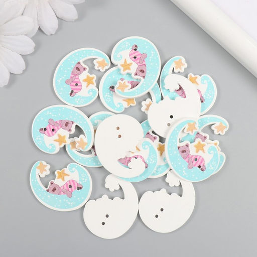 Цена за 2 шт. Пуговицы дерево для творчества 2 прокола «Мишка на месяце», набор 15 шт., 2.8×3.4 см