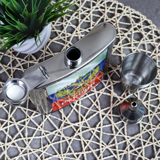 Набор в подарочной коробке Фляжка 500 мл Россия + 4 стопки, воронка / FL-150 /уп 40/