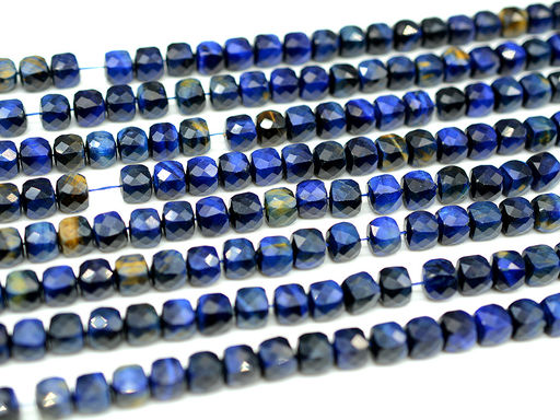 Бусины из тигрового глаза кубик огранка 10мм синий, 38см, 39 бусин Радуга камня