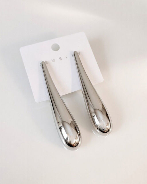 Стильные серьги