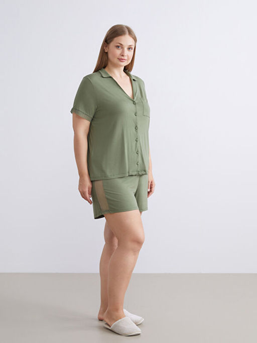 G?mlek Yaka Kad?n ?ortlu Pijama Tak?m?