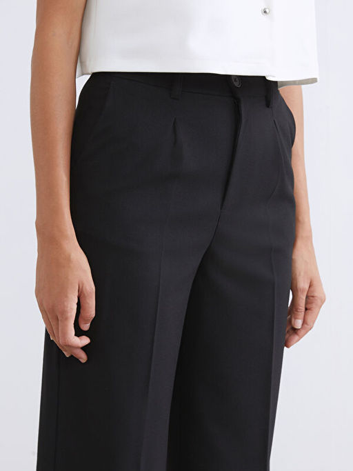 Loose Fit Kad?n Pileli Pantolon