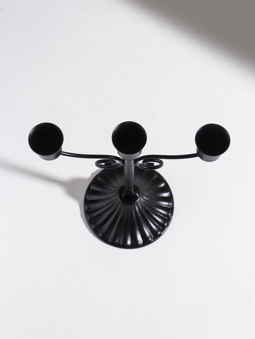 Подсвечник на 3 свечи «Классика с завитками», металл, d=2.5 см, чёрный, 18×10×21 см