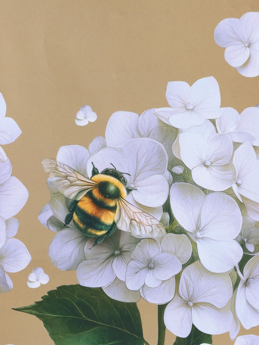 Пакет подарочный ламинированный «Пчёлка на гортензии», бежевый, 26×12×32 см