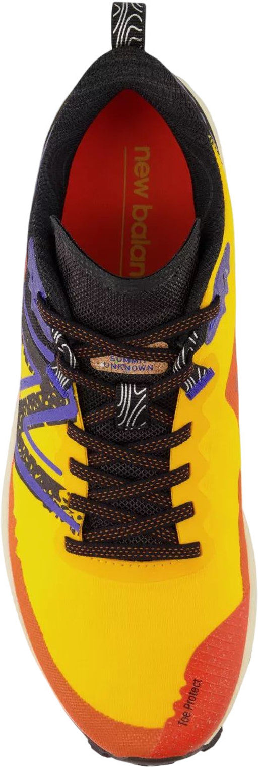 Кроссовки взрослые