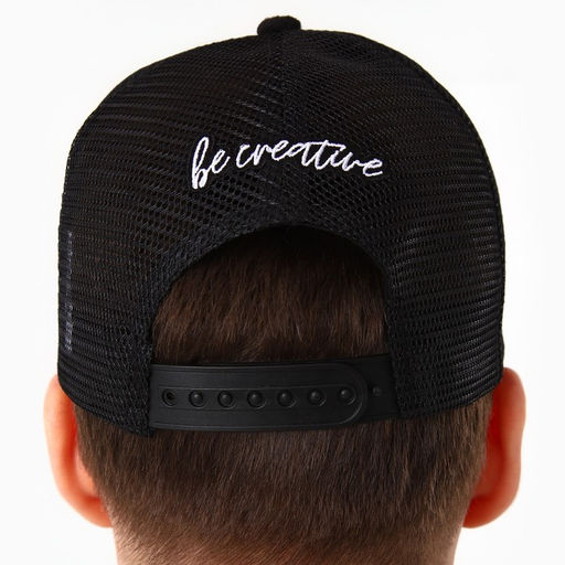 Кепка мужская с сеткой DIGNITY, чёрная, р-р 56