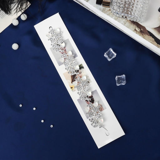 Аксессуар для волос «Леона», лепестки, 26 см, серебро