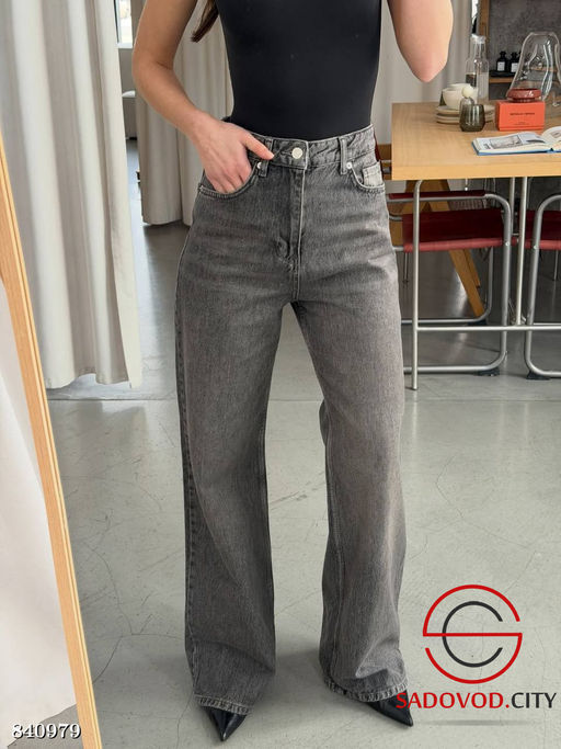 Джинсы с высокой посадкой