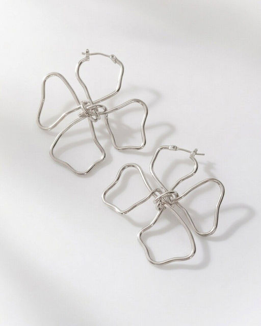 Стильные серьги