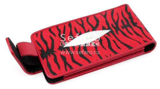 Чехол для смартфона из кожи ската