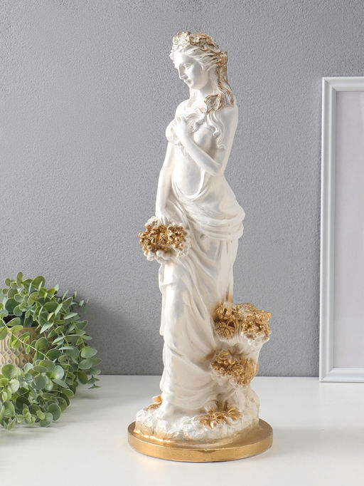 Фигура "Девушка с виноградом" белый с золотом, 50х20х20 см