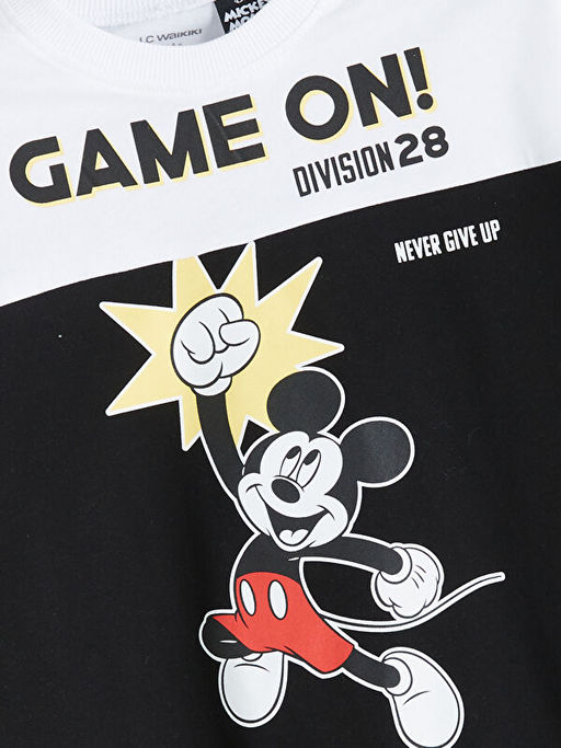 Mickey Mouse Lisansl? Erkek ?ocuk Ti??rt ve ?ort 2li