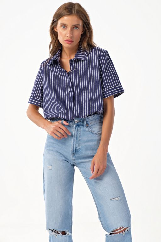 Рубашка оверсайз с коротким рукавом в полоску на синем