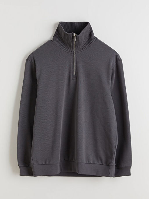 Dik Yaka Erkek Sweatshirt