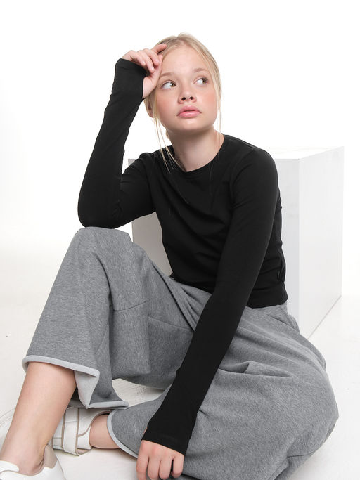 Лонгслив трикотажный спортивный с вырезом для пальца 22-7695 черный - Mini maxi фото 19