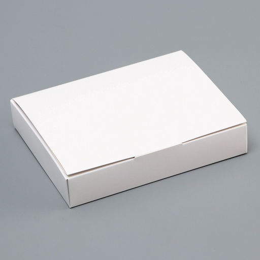 Коробка для 12 конфет, белая с откидной крышкой, 19×15×3.5 см