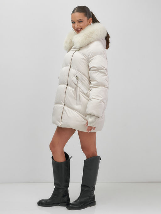 Куртка зимняя женская с мехом и капюшоном тренд бежевого цвета 7737B - Visdeer фото 14