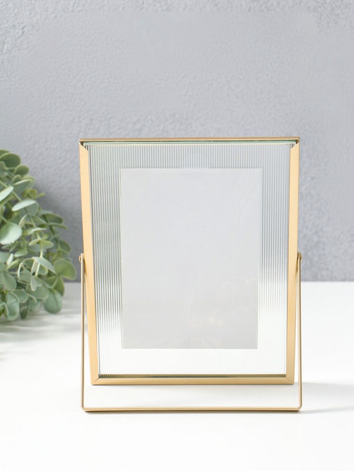 Фоторамка для фото 10×15 см «Тонкая полоска», металл, 0.8×15.5×20.5 см