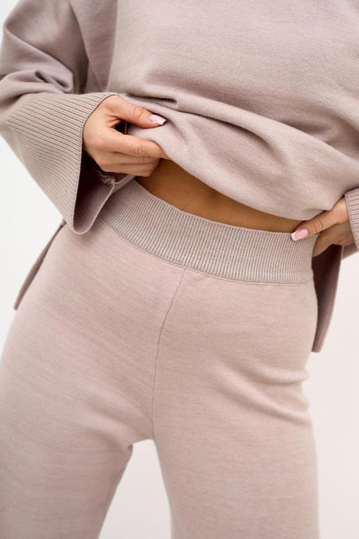 Костюм женский вязаный Конфетти