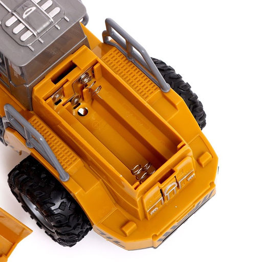 Экскаватор «Фермер», радиоуправляемый, работает от батареек, цвет оранжевый