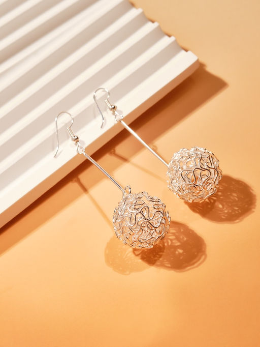 Серьги висячие Шарик переплетение, цвет светлое серебро, 6.5 см