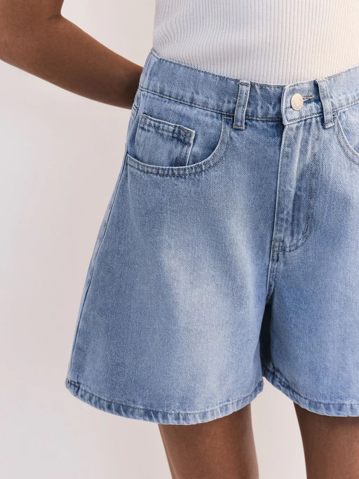 Джинсовые шорты А-силуэта с эластичным поясом ZR2605092306-101 / Zarina