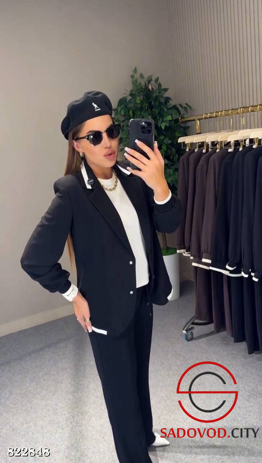 Костюм двойка в стиле спорт-шик