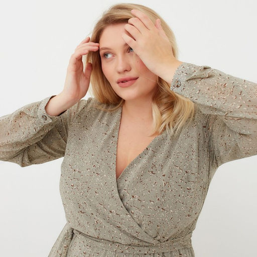 Платье женское короткое MIST plus-size, зелёное, размер 52