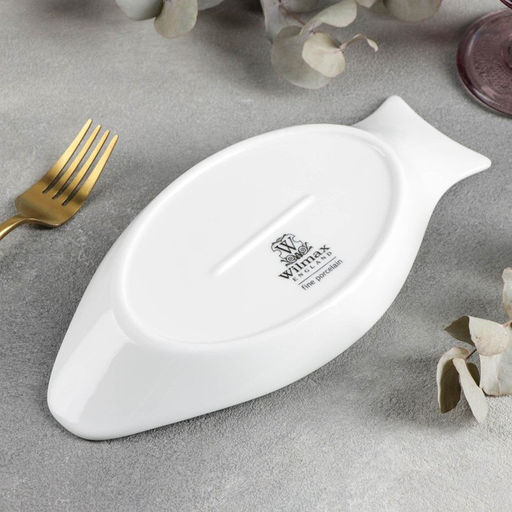 Блюдо для рыбы Wilmax, 25.5×12 см, фарфор, белое