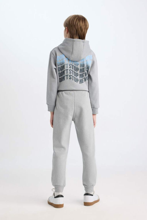 Спортивные штаны стандартного кроя для мальчиков с принтом и эластичным поясом - Defacto фото 6