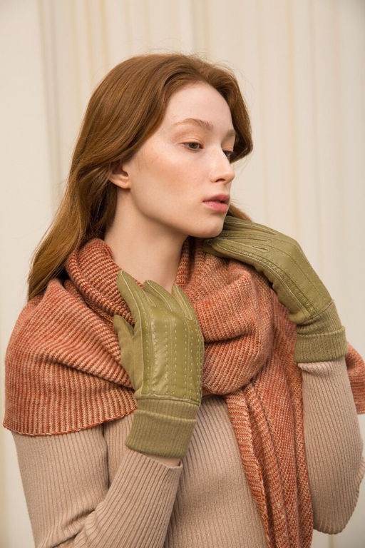 Перчатки из экокожи и шерсти